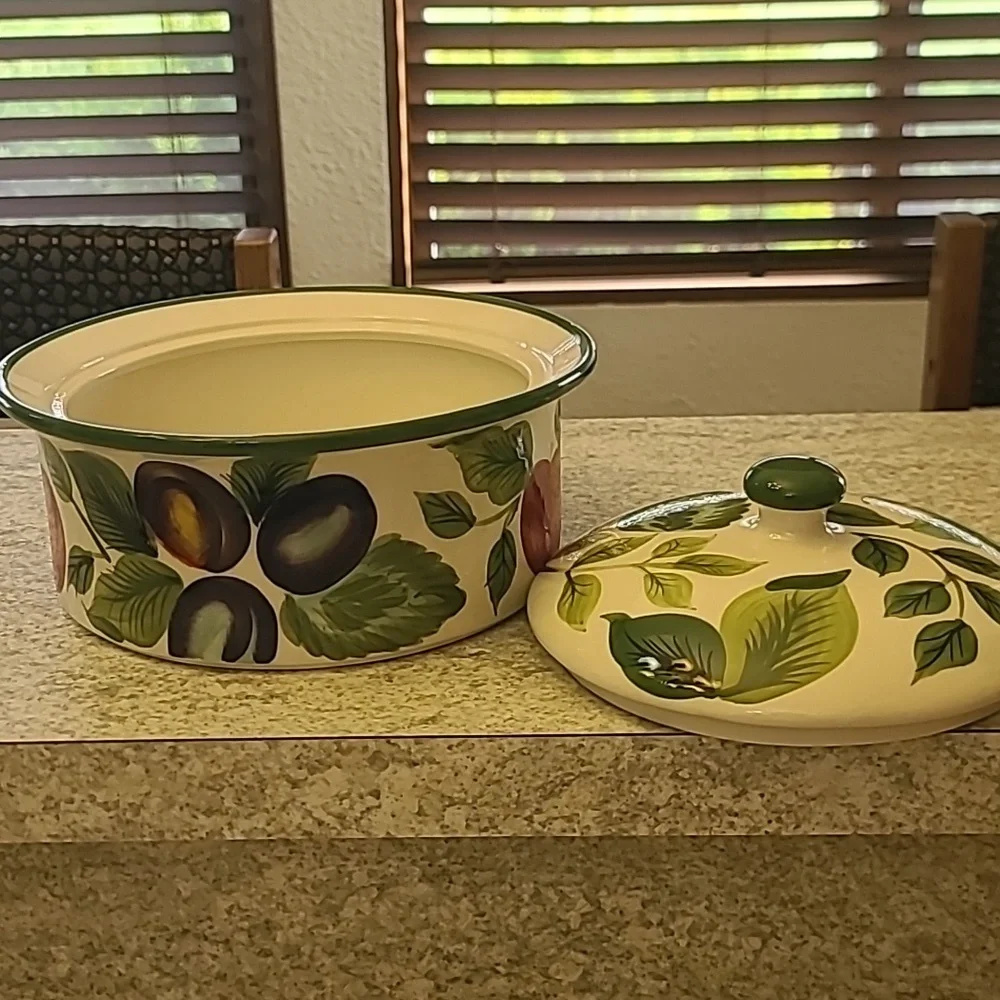 Sakura Fruit Pattern Ceramic Casserole Dish